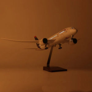 43cm Collectible Aircraft Chile LATAM B787 Diecast Resin Airplane Model Kit with Stand For Aviation Enthusiast Gift or Plane Toy