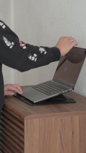 DNAC Multi-Function Laptop Sleeve 16 Inci dengan Stand Magnetik