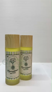 Greenpea น้ำมันแมคคาเดเมีย สกัดเย็น ขนาด 100 ml. Macadamia Nut Oil แมคคาเดเมีย ใช้ทาผิว ปรุงอาหาร กรีนพี