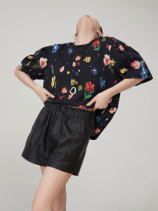 XIAODADEHUA | Designed Floral Print Casual Tshirt Short Sleeve Round Neck
