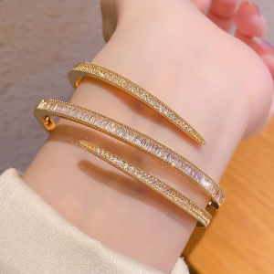 Fashion bracelet womens new high-end light luxury three-circle gypsy star bracelet personalized bracelet