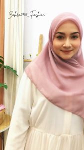 HIJAB SEGI EMPAT PARIS TASEL / KERUDUNG PARIS PITA / JILBAB PARIS COQUETTE TASEL