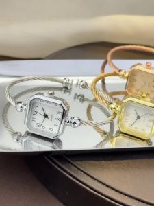 New Fashionable Casual Digital Square Miniature Ladies Quartz Watch Open-Ended Bracelet Watch Stylish Compact Timepiece
