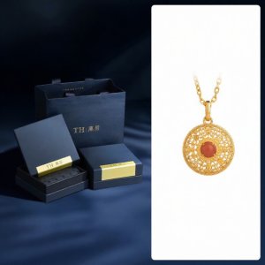 T&H | Baobao Compass Necklace