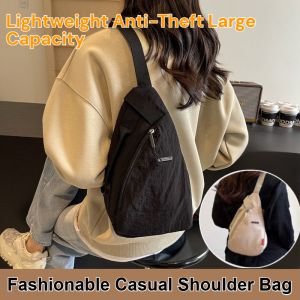 Large Capacity Crossbody & Anti-Theft Shoulder Bag: A Versatile Choice