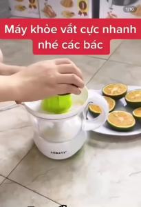 Máy vắt cam Sokany 0.7Lmáy ép cammáy vắt nước cammáy vắt cam gia đình máy ép cam tự động máy vắt cam tiện lợimáy ép nước cam máy vắt cam để bàn máy vắt cam có tay cầm máy vắt cam 0.7l.áy ép cam bằng điện máy vắt nước cam máy vắt cam sokany máy