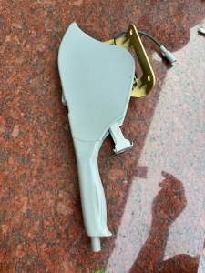 Cần phanh tay ô tô nhựa