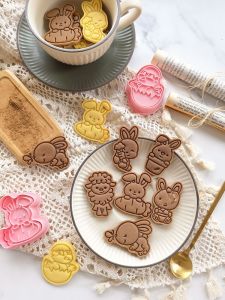New Cartoon 3D Rabbit Sheep Chicken Butter Cookie Baking Molds Handmade Baking Tools Chinese Style Kitchen Utensils