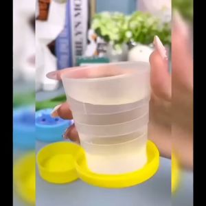 1 pcs Portable Foldable Animal Pattern Travel Cup Expandable Drinking Water Travel Cup Cartoon Design Plastic Cup with Coaster Color Pattern Random Send Childrens Cup Space Saving Outdoor Travel Cup