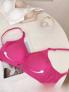 เสื้อชั้นในไร้ตะเข็บสำหรับผู้หญิง เสื้อชั้นในเสริมหน้าอกแบบ U เซ็กซี่ ไร้ตะเข็บ ป้องกันการหย่อนคล้อย ฤดูใบไม้ผลิ 2024