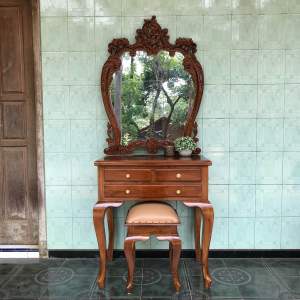 SET MEJA RIAS JATI KLASIK MEWAH 70x44x80 cm