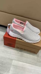 GIÀY THỂ THAO SKECHERS GOWALK JOY CHO NỮ MÀU KEM