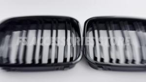Pair Car Front Bumper Kidney Grill Grille Glossy Black Racing Grills For BMW 3 Series E46 4-Door 4DR 1998 1999 2000 2001