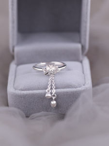925 Pure Silver Lotus Flower Tassel Ring for Women Elegant Court Style Fashion Accessory Ideal for the Index Finger
