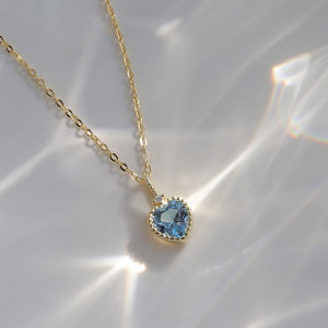 S925 sterling silver plated with 14k gold necklace Heart-shaped sea blue zircon pendant Simple Personalization Retro fashion Essential for commuting and gatherings