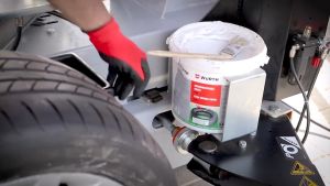 ครีมทายาง ครีมทาขอบยาง ไขปลาวาฬ สารหล่อลื่น จารบีทายาง คุณภาพสูง 5 kg