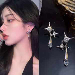 Trendy Waterdrop Starlight Womens Earrings 2022 New Small Niche Design Sensation Ear Jewelry Elegant Atmosphere Studs Dangle