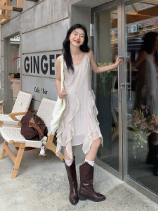 Mixd | Đầm Dây Không Đều Chất Lượng Cao Phù Hợp Cho Người Bé Gọn