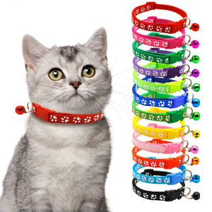 Kalung kucing dicetak dengan bel kucing yang merupakan aksesori hewan yang dapat disesuaikan menyembuhkan jejak kaki kucing