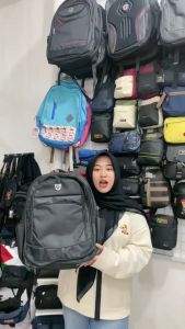 Tas Ransel Polos Hitam Backpack Laptop Pria Kerja Kuliah Sekolah Bahan Tebal Uk 17inch - PG 34