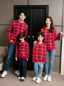 เสื้อสเวตเตอร์ถักสีแดงลายสก็อต ชุดแฟชั่นครอบครัว ฤดูใบไม้ร่วง/ฤดูหนาว สำหรับคุณแม่และลูกชาย ชุดสามสิบสองเดือน ชุดสามสิบสองเดือน