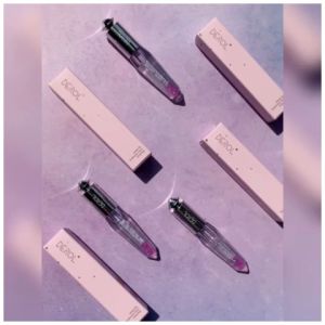 DEROL Starry Sky Stardust Color Changing Lip Glaze