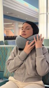 Travel Pillows for AirplanesPortable U-Shaped Travel PillowTravel Neck Pillow Neck Pillow Airplane Memory Foam Travel Pillow Neck Pillow for Traveling Suitable for AirplanesOffices and Cars Free accessories U型旅行枕出行必备