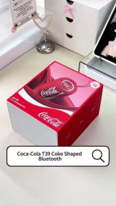 Coca-Cola | Loa Bluetooth Hình Dạng Coca-Cola Loa Thông Minh Không Dây Di Động Tích Hợp Trợ Lý AI Hỗ Trợ USB & AUX Chống Nước