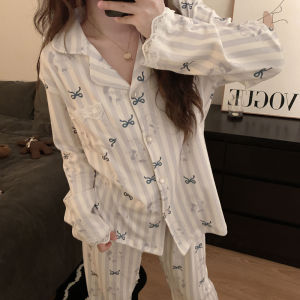 ชุดนอนผู้หญิงฤดูใบไม้ร่วง/ฤดูหนาว เสื้อคลุมกันหนาวแขนยาวลายทางสีเทา สไตล์ญี่ปุ่น ชุดสองชิ้น ชุดอยู่บ้าน ชุดนอน ชุดนอนผู้หญิง