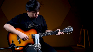 ROCK FINGER Acoustic Guitar 39″ กีตาร์โปร่งไฟฟ้า ขนาด 39 นิ้ว กีตาร์ไฮบริดจ์ Hybrid Guitar