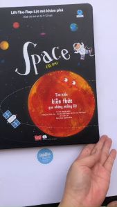 Sách Lift The Flap Lật Mở Khám Phá - Space - Vũ Trụ - Cho Thiếu Nhi 5 - 12 Tuổi (Đinh Tị)