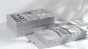 Oirlv 24 Grid Velvet Jewelry Rings Earring Watch Necklace Organizer Tray Stackable Jewelry Trays Removable Dividers Jewelry Display Plate P001
