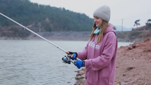 (จัดส่งในกรุงเทพฯ)คันเบ็ด ยืดหดได้ 2.1M/2.4M/3.0M/3.6M คันสไลด์ คันเบ็ดโยนไกล ตกปลาทะเล+น้ำจืด