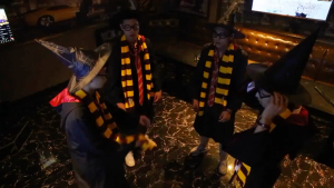Áo choàng Harry Potter Hogwarts cho trẻ em và người lớn hoá trang Halloween Áo choàng tốt nghiệp