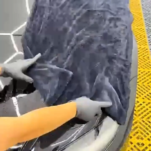 Car Wash Towel Quick Drying Absorbent Car Auto Microfiber Cleaning Car Detailing Soft Cloths Double Layer Microfiber Car Wash Towel Car Cleaning Towel Multipurpose High Water洗车毛巾