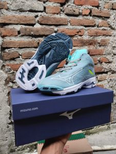 sepatu voly model terbaru sepatu voli wanita