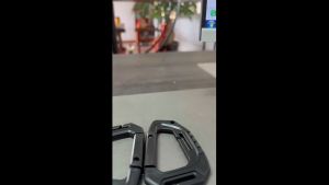 D-Shaped Plastic Mountaineering Buckle Multi-Purpose Portable Carabiner