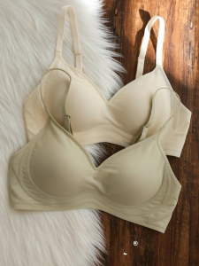 Japanese Seamless Wireless Intimates Female Push up Big Breasts Size Concealing 3D Soft Support Sleep Bra Thin Summer