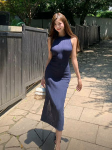 Retro Blue Sleeveless Waist Accentuating Pencil Dress