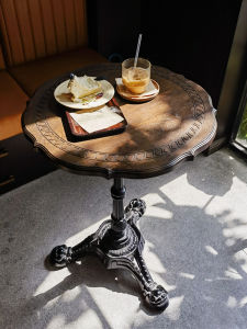 Artsecond Vintage American Style Coffee Table round Wooden Top Iron Art Sweet Shop Furniture Loft Style for Home Decoration