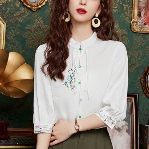 Áo Sơ Mi Lụa Thêu Tay Lửng Mùa Xuân Hè Mới Cho Nữ Phong Cách Mẹ Cổ Điển Trung Quốc Phong Cách Nhỏ Áo Sơ Mi Chất Liệu Polyester