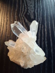 Mini Rock quartz cluster  purifying energy clear points