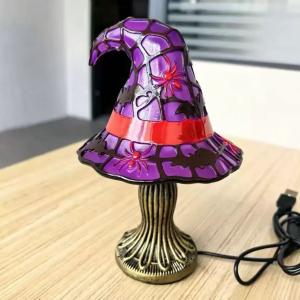 Bandai | Đèn Bàn Hình Mũ Phù Thủy Thủ Công Đèn LED Phong Cách Gothic Đèn Ngủ Hình Mũ Phù Thủy Cổ Điển Đồ Trang Trí Nhà Cửa Quà Tặng Halloween Đồ Thủ Công Bằng Nhựa Resin 18cm