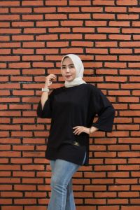OVERSIZE POLOS HITAM // KAOS BAJU WANITA OVERSIZE LENGAN 7/8
