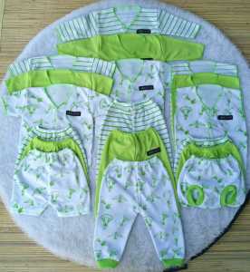 baju dan celana baby Newborn isi 18pcs untuk usia 0 sampe 3 bln
