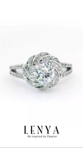 LENYA แหวน CZ จาก SWAROVSKI เสริมบุคลิกความหรูหรา ตัวเรือนเงินแท้925 ชุบทองคำขาว