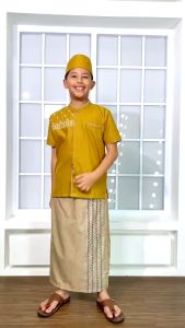 Setelan Baju Koko Sarkoci Anak (Sarung Koko Peci) By Ibnu Muslim