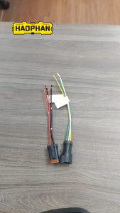 Giắc cắm motor ga PC200-7 loại 3 chân/4 chân - Phụ tùng Hảo Phan