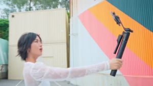 ขาตั้งโทรศัพท์เซลฟี่ K50 กันกระแทก 1.9 ม. ขาตั้งอเนกประสงค์ หมุนได้ 360° พร้อมรีโมตคอนโทรลบลูทูธ LED ถ่ายVlog ไลฟ์