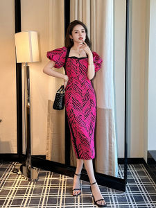 ชุดเดรสยาวแขนพองสีชมพูอ่อนสไตล์ฝรั่งเศส ชุดเดรสยาวปานกลางสำหรับผู้หญิงในช่วงฤดูร้อน ชุดเดรสยาวปานกลางสไตล์ฝรั่งเศส